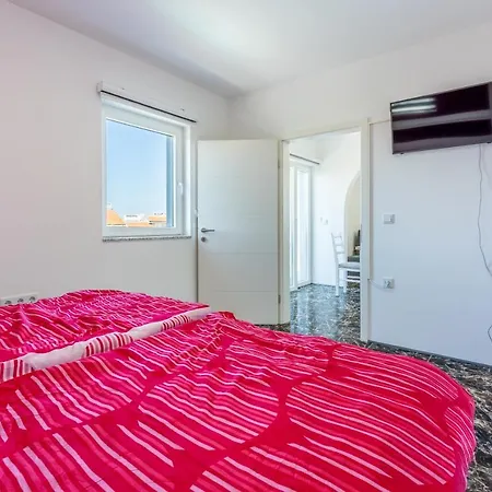Apartment Happynest *
