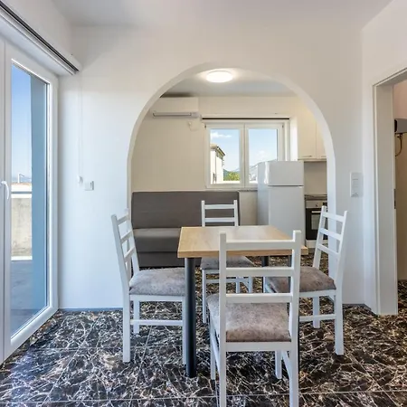 Happynest Apartment Novi Vinodolski